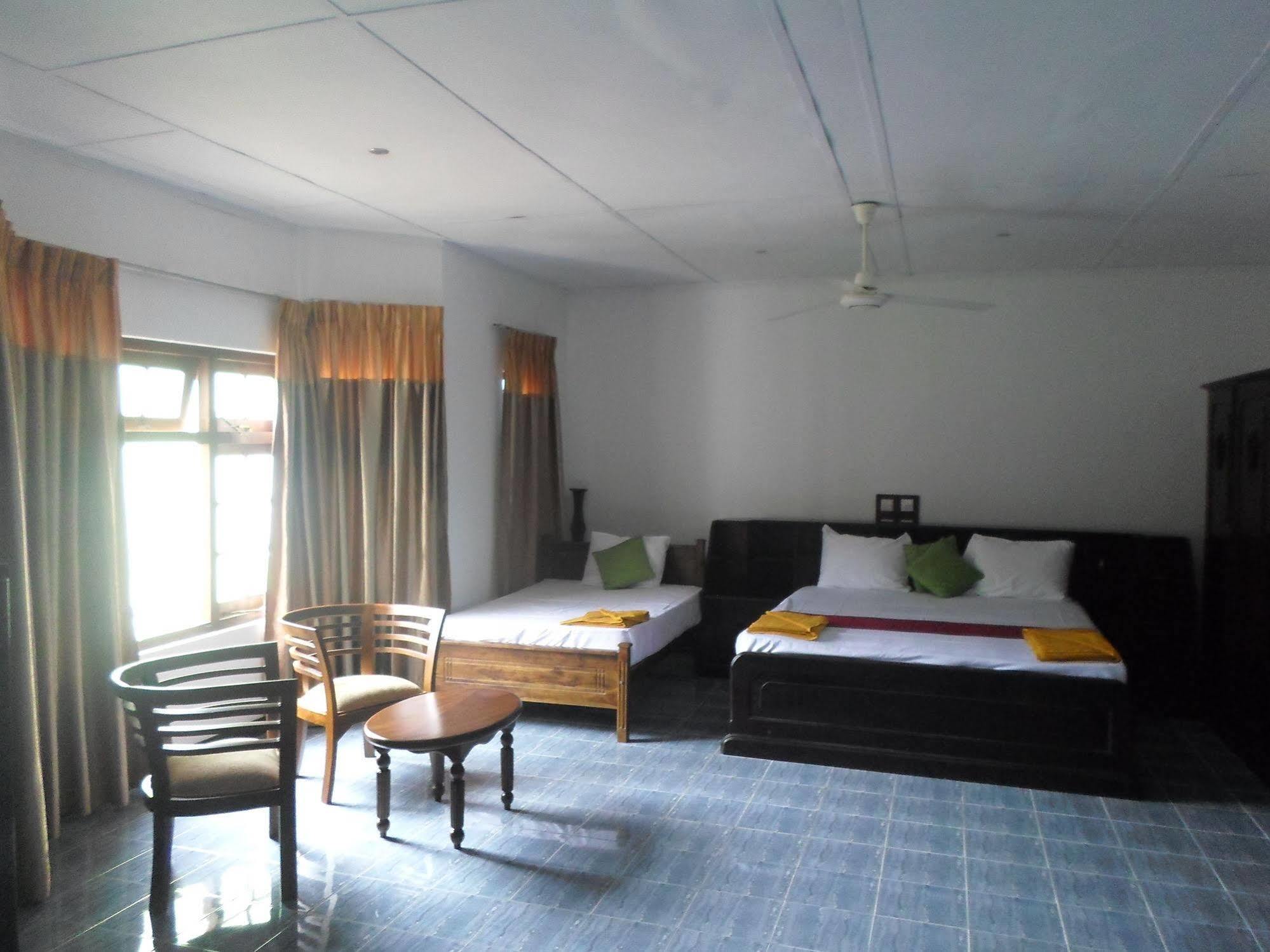Kandy Green View Bungalow エクステリア 写真