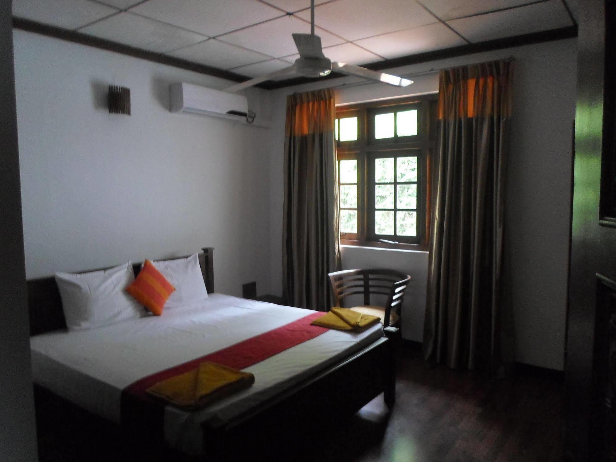 Kandy Green View Bungalow エクステリア 写真